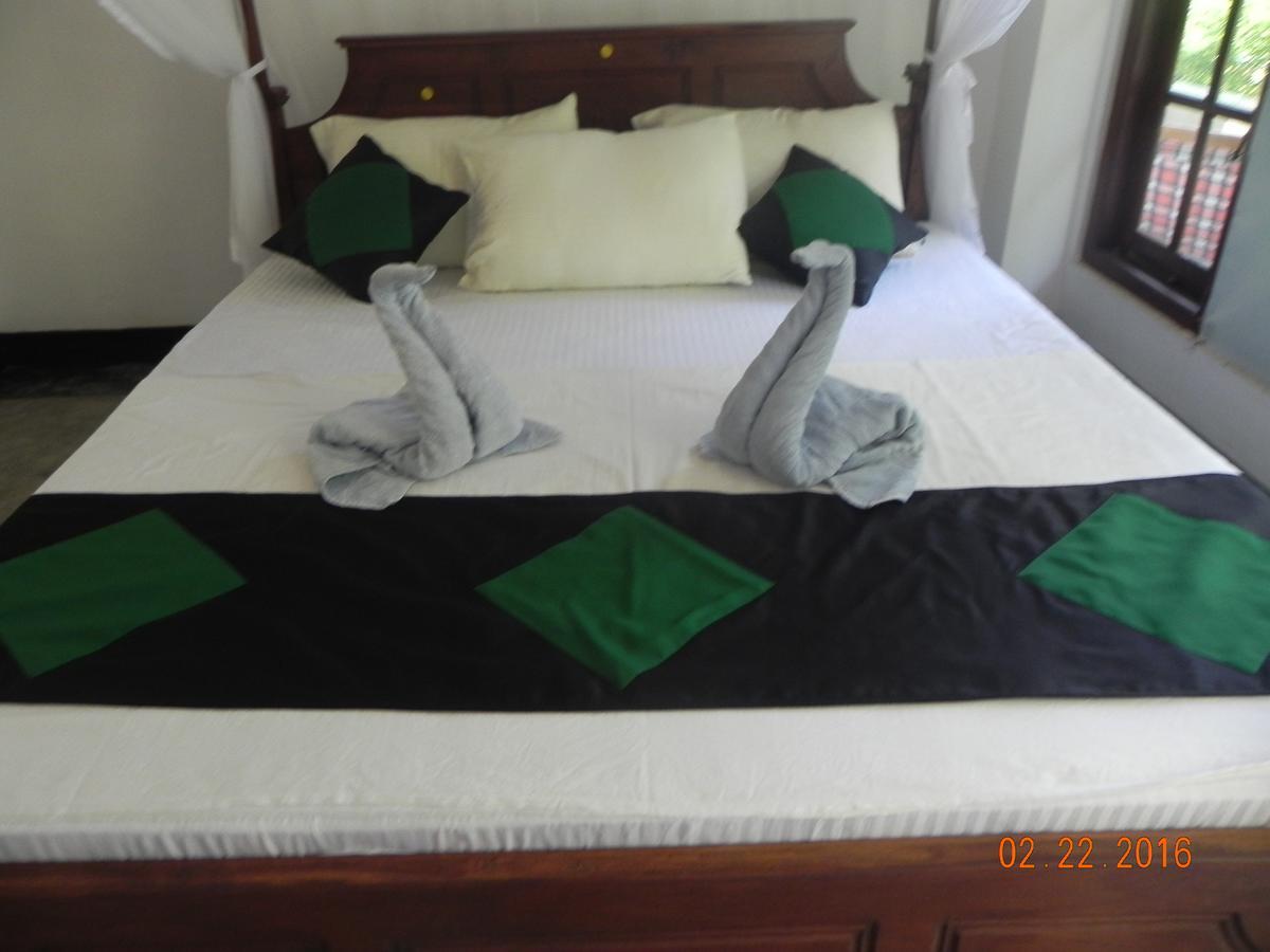 Rainbowswell Beach Resort Unawatuna Exterior foto